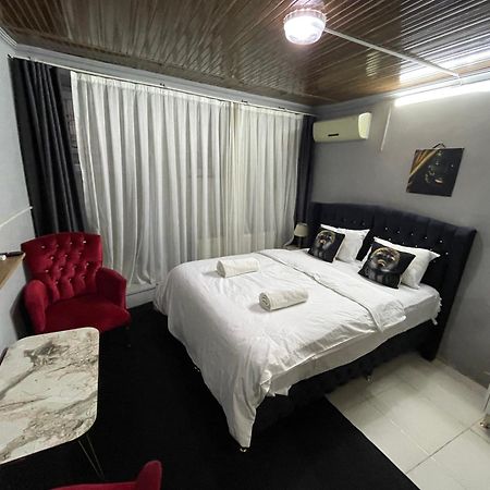 Taksim Red Suite อิสตันบูล ภายนอก รูปภาพ